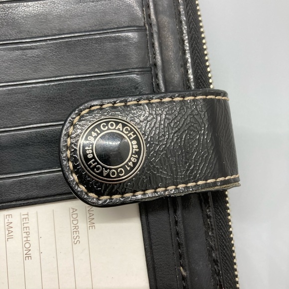 Coach Wallet Great Condition - Picture 6 of 9